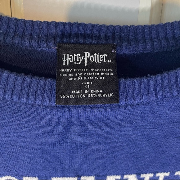 Harry Potter Lightweight Sweater - Picture 2 of 3